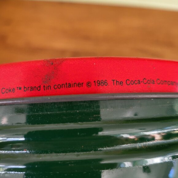 Vintage 1986 Coca Cola EMPTY Tin Storage Can Santa Christmas Train Helicopter T3 - Picture 7 of 8